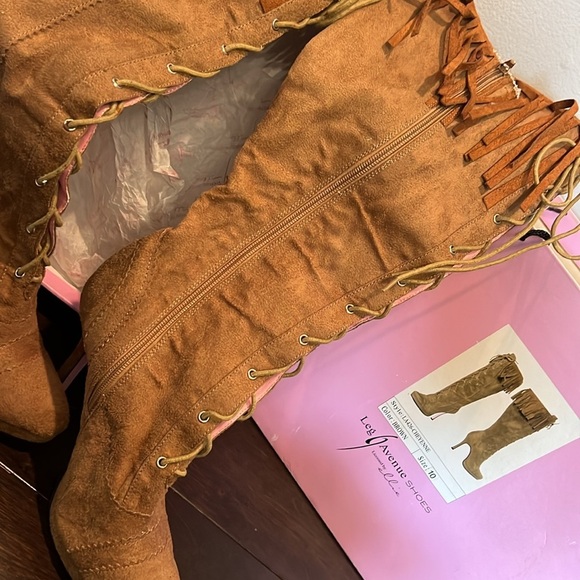 Leg Avenue Boots 10 NIB - Picture 2 of 10